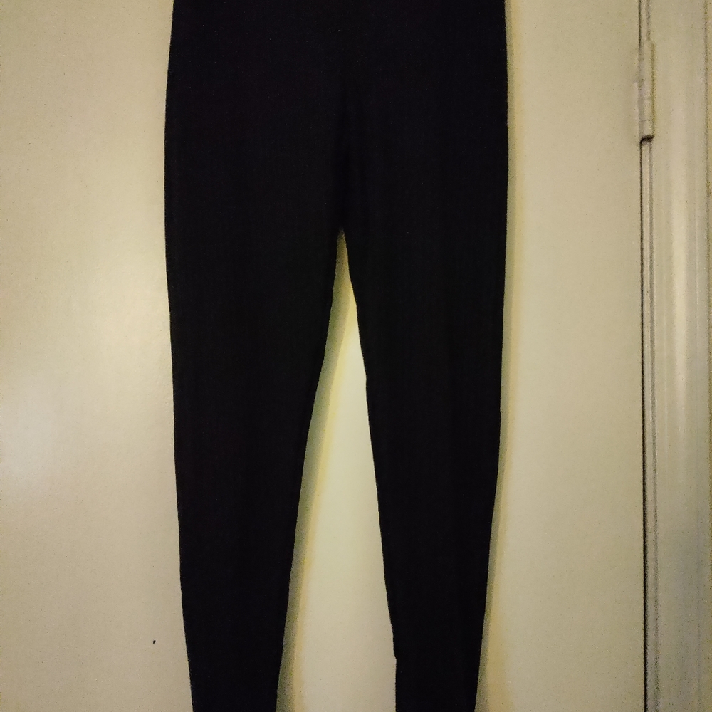 The infamous booty lifting leggings as seen on Tik Tok